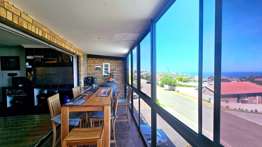 3 Bedroom Property for Sale in Dana Bay Western Cape